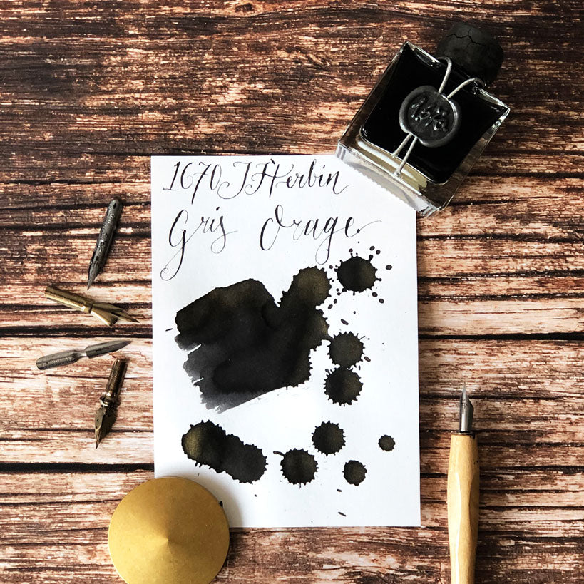 J Herbin stormy grey swatch on Indigo Artisans Cartridge paper