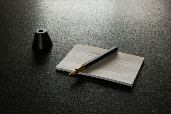 YStudio Desk Fountain Pen