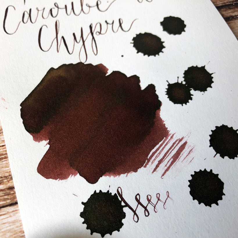 J Herbin Carobe de Chypre ink swatch close up on cartridge paper