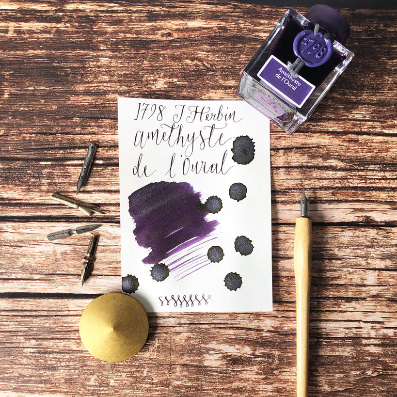 J Herbin Amethyste de l'Oural ink swatch on Indigo Artisans Cartridge paper