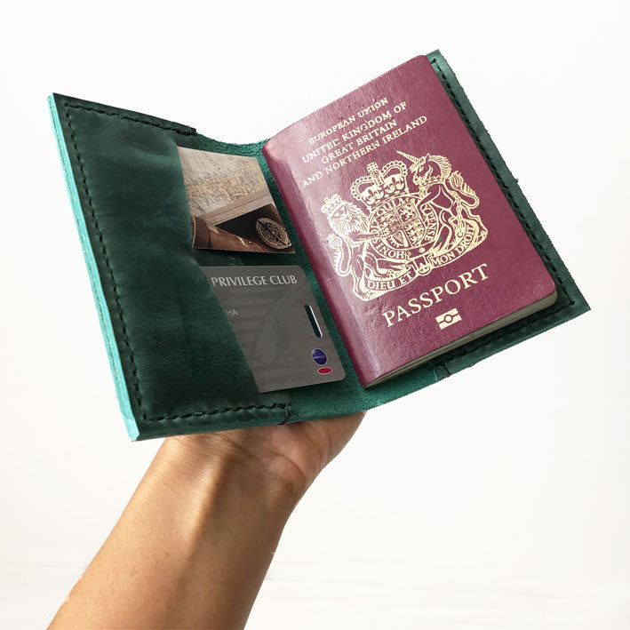 Personalized Passport Holder - Incredible Gifts