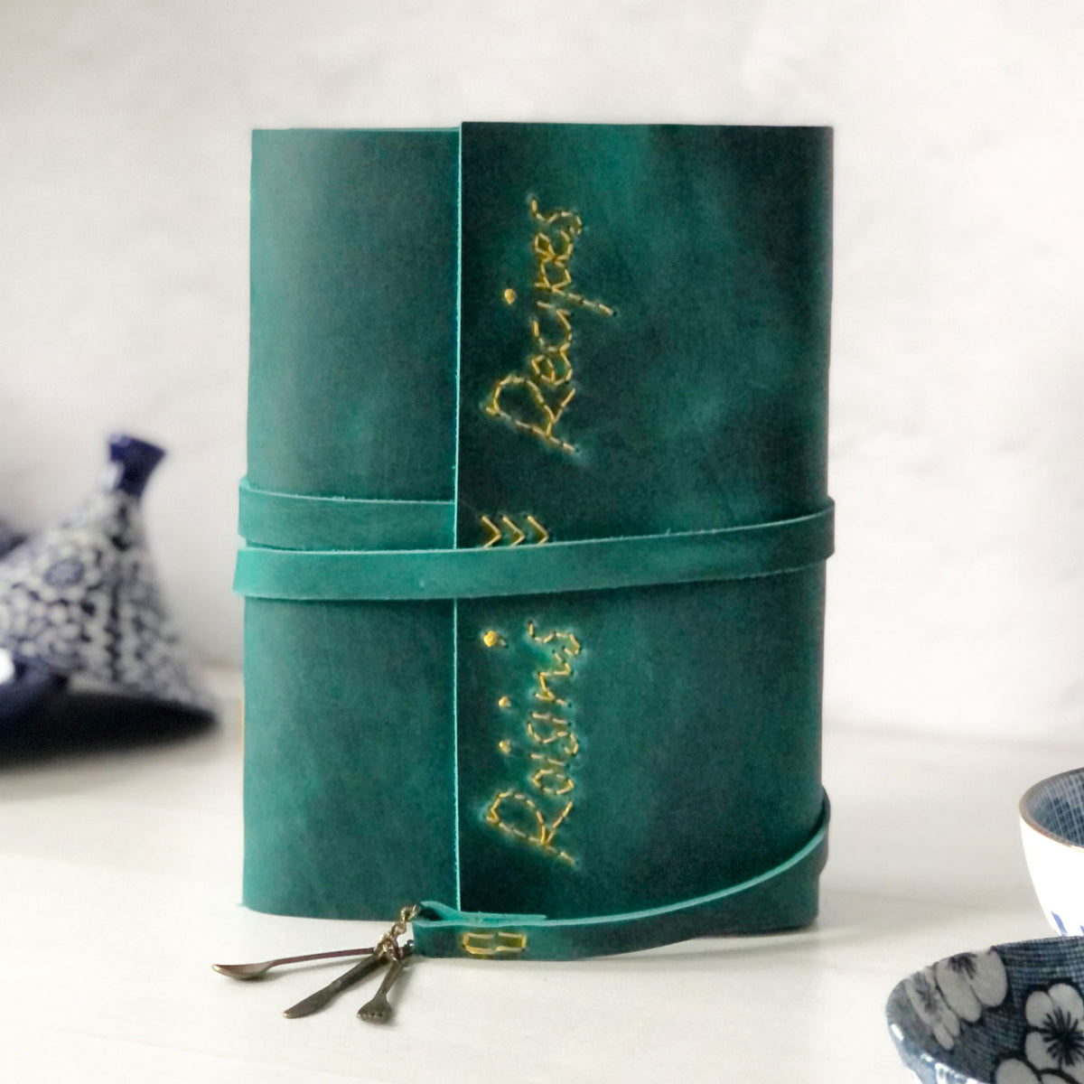 http://indigo-artisans.com/cdn/shop/products/personalised-name-blank-recipe-book-emerald-green_1200x1200.jpg?v=1617287198