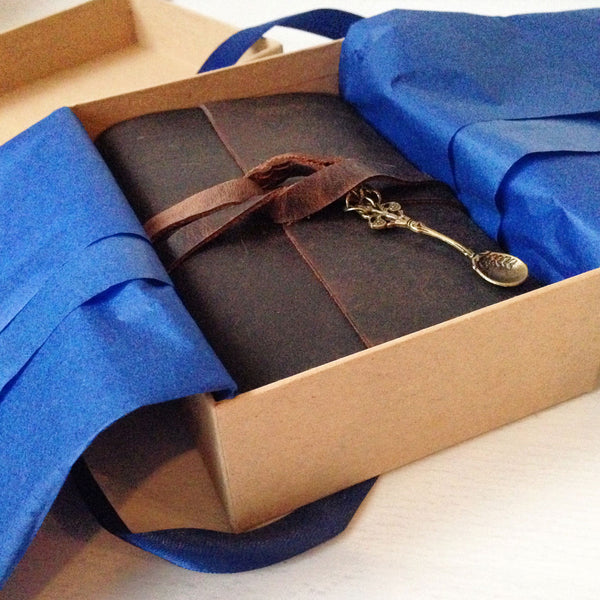 Kraft brown gift box for books