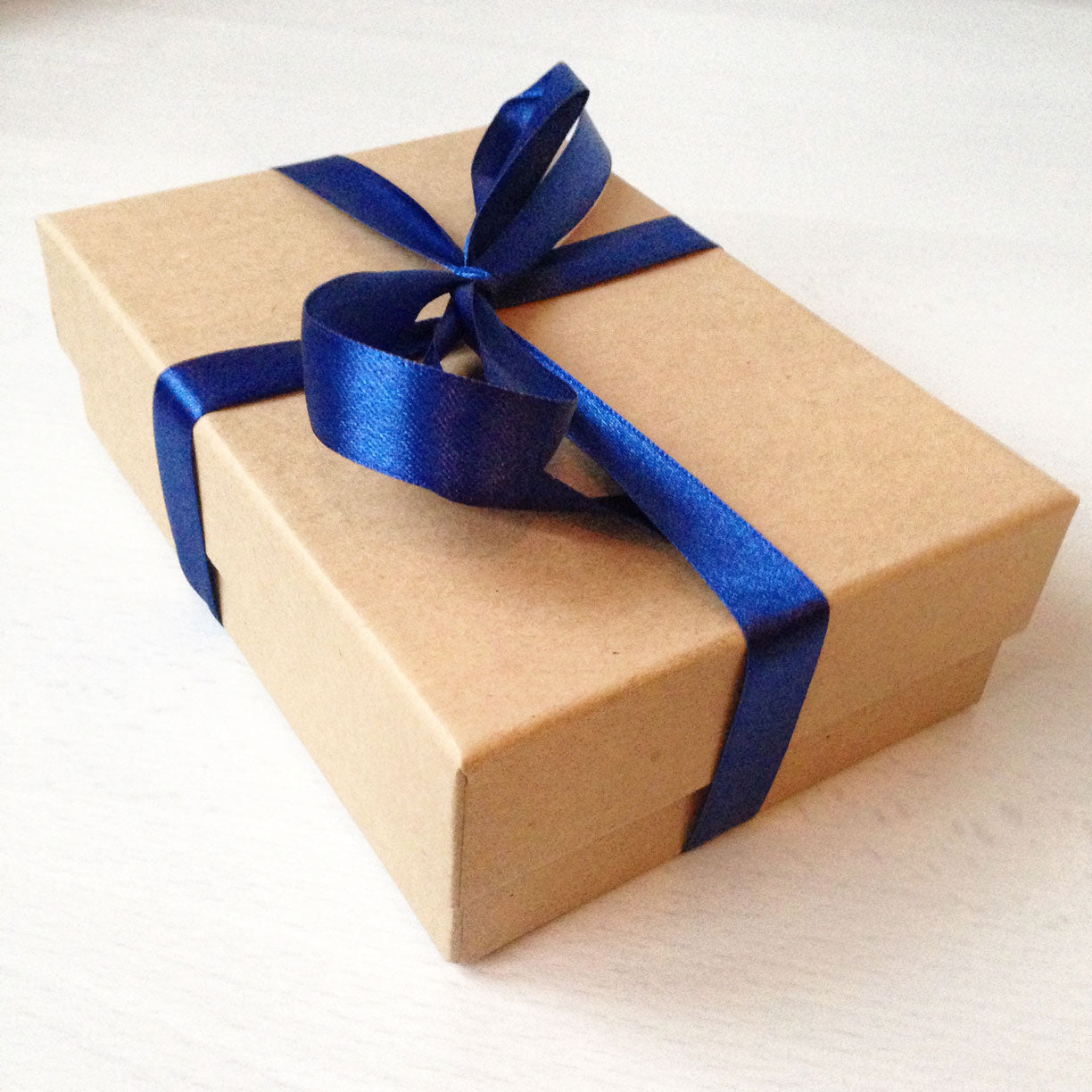 A6 Kraft brown gift box with ribbon tie