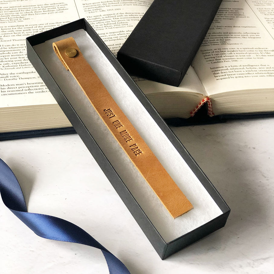 Book Lovers Bookmark With Quotes